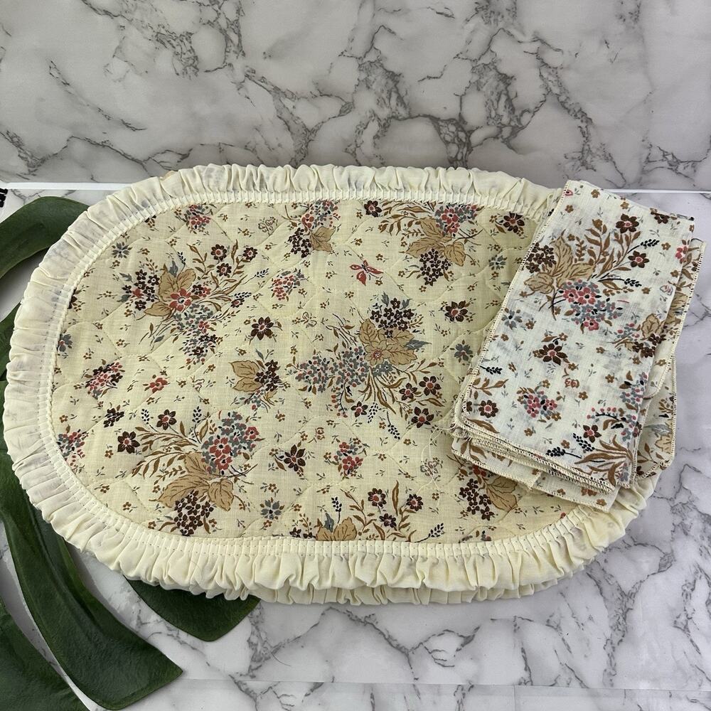 Vintage 80s Quilted Placemats Cloth Napkins Set of 4 Brown Floral Cottagecore